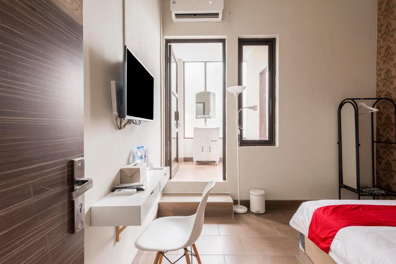 Reddoorz Near Grand City Mall 2 Сурабая Екстериор снимка